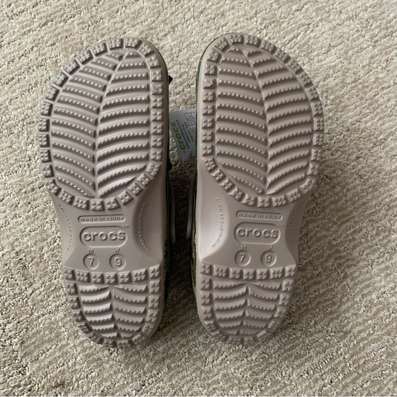 Luke Combs Crocs Men's 7/ Woman's 9 Bootleggers 2022 Brand New with Bag Camo - Picture 6 of 10